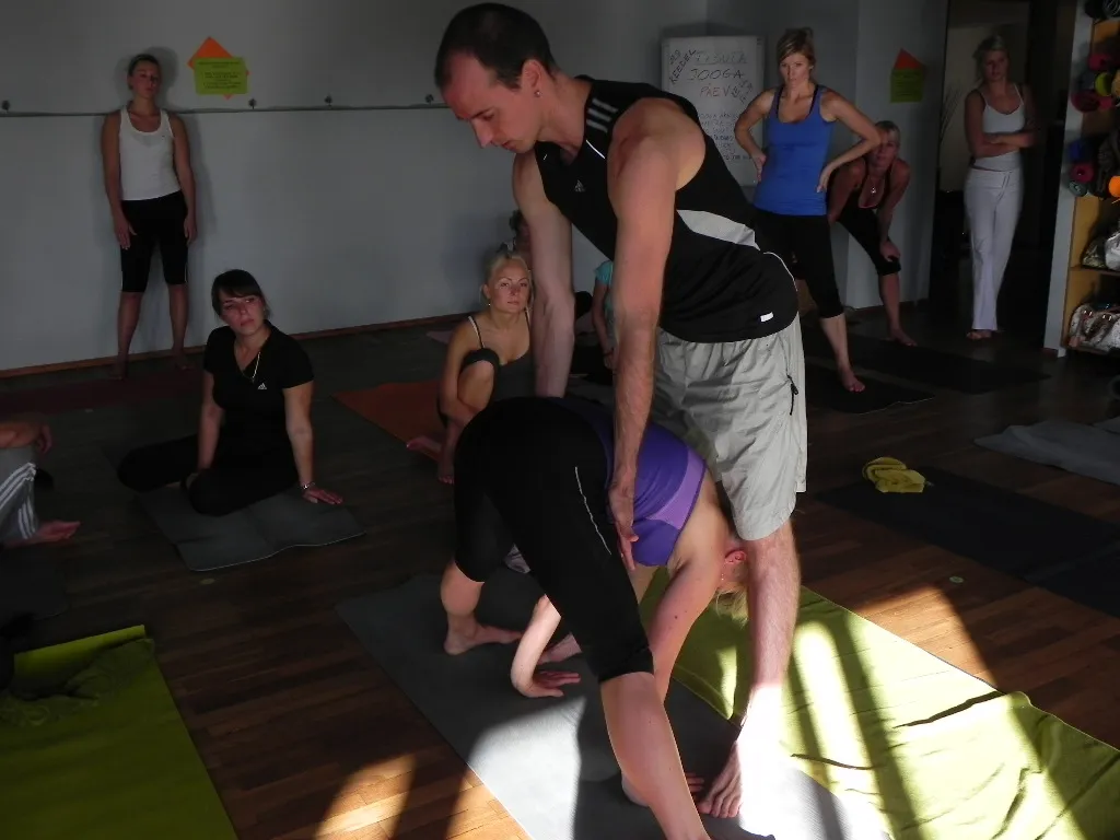 Learning-handstand-Yoga-Day-Aug-2009